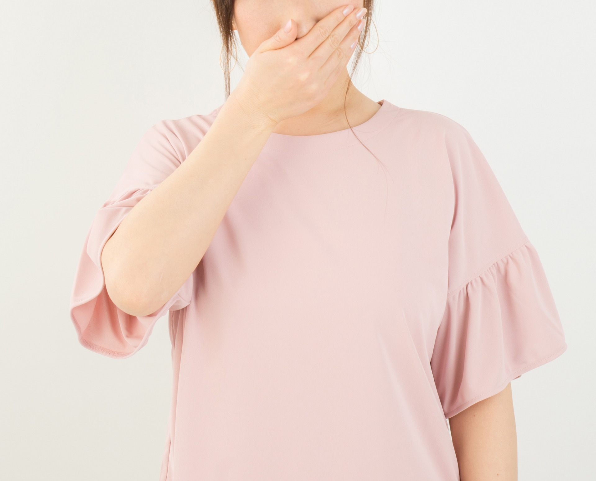頭皮が臭い 原因は一つじゃない ケアの見直しとすぐできる対処法 セグロラ化粧品 頭皮が臭い 原因は一つじゃない ケアの見直しとすぐできる対処法 セグロラ化粧品